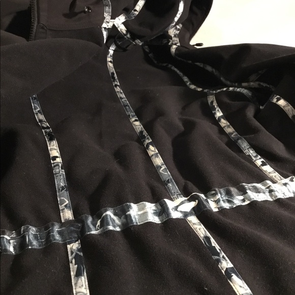 Rare lululemon jacket - Picture 4 of 7